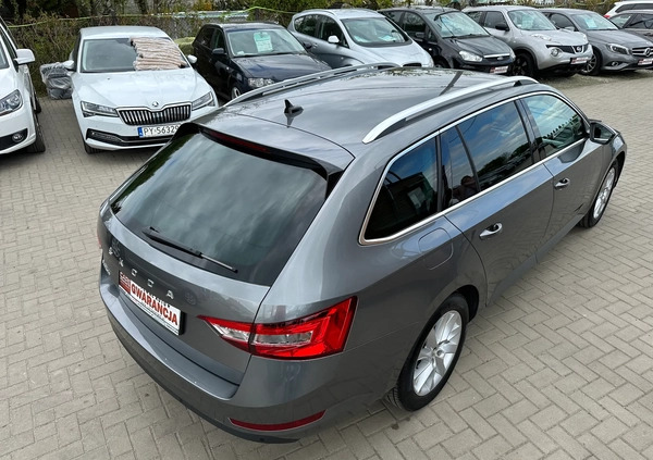 Skoda Superb cena 129000 przebieg: 19000, rok produkcji 2023 z Krzywiń małe 781